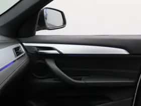 BMW X1 (2019) thumbnail 9