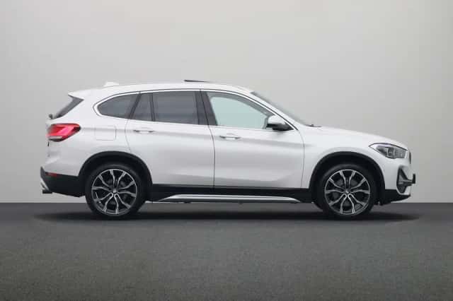 BMW X1 (2019) thumbnail 10