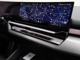 BMW i5 (2024) thumbnail 5