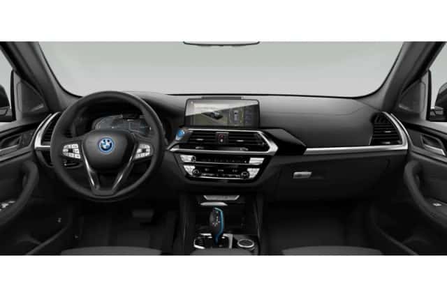 BMW iX3 (2021) thumbnail 3