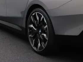 BMW 5-Serie (2025) thumbnail 9