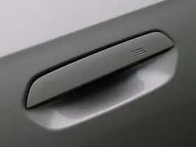 BMW X1 (2023) thumbnail 12