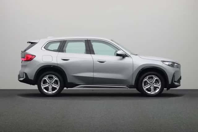 BMW X1 (2023) thumbnail 13