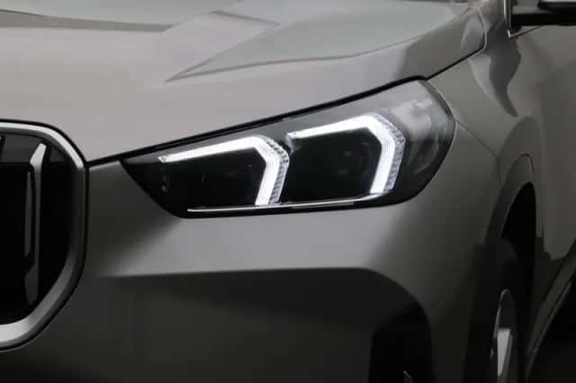 BMW X1 (2023) thumbnail 15
