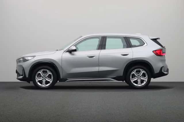 BMW X1 (2023) thumbnail 16