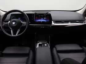 BMW X1 (2023) thumbnail 3