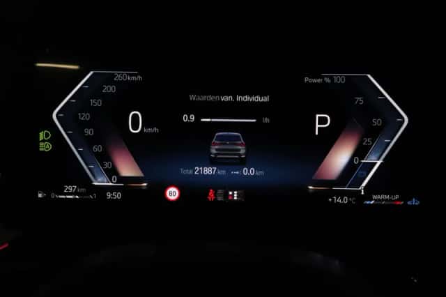 BMW X1 (2023) thumbnail 25
