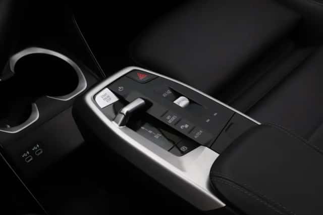 BMW X1 (2023) thumbnail 6