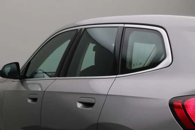BMW X1 (2023) thumbnail 7