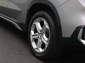 BMW X1 (2023) thumbnail 8