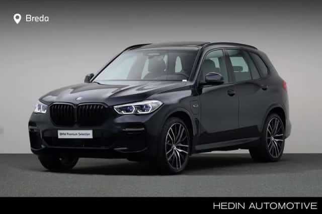 BMW X5 (2023) thumbnail 1