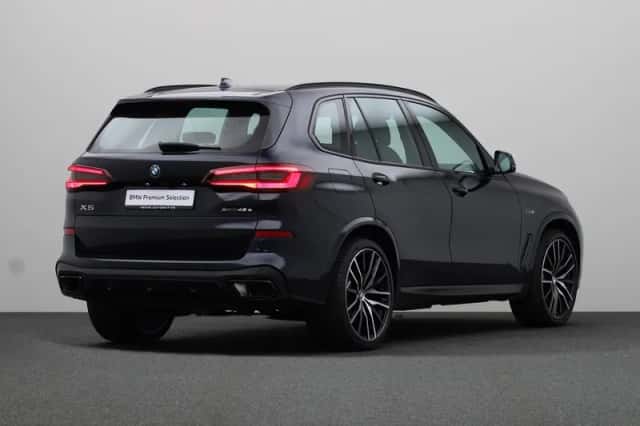 BMW X5 (2023) thumbnail 2
