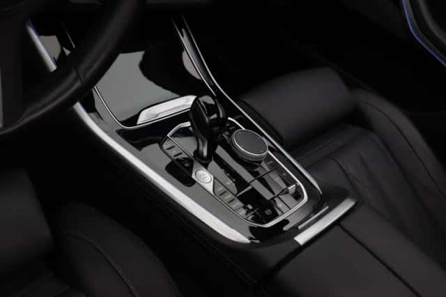 BMW X5 (2023) thumbnail 6