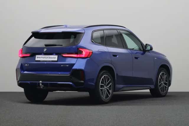 BMW X1 (2022) thumbnail 2