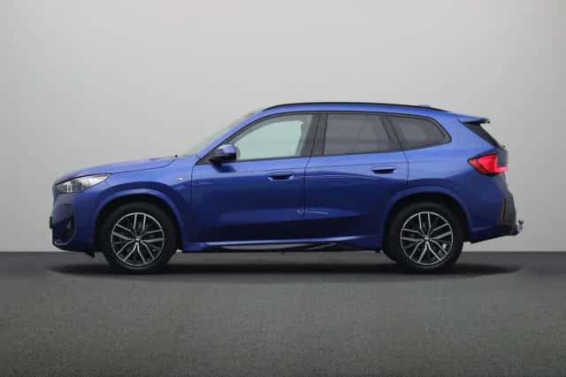 BMW X1 (2022) thumbnail 16
