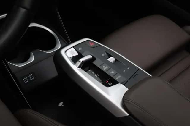 BMW X1 (2022) thumbnail 6