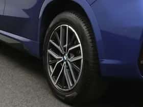 BMW X1 (2022) thumbnail 8