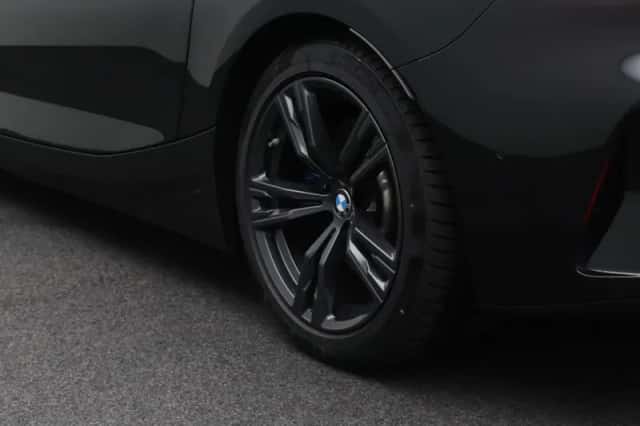 BMW Z4 (2025) thumbnail 6