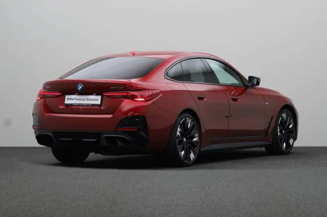 BMW i4 (2025) thumbnail 2