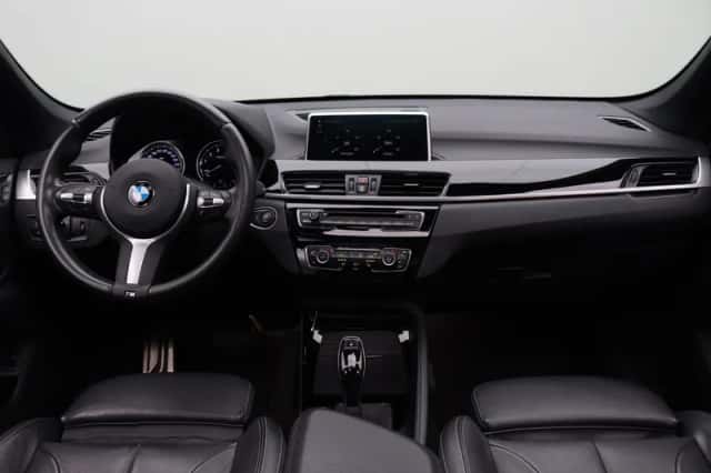 BMW X1 (2018) thumbnail 3