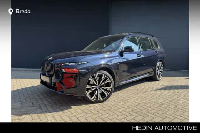 BMW X7 (2022) thumbnail 1