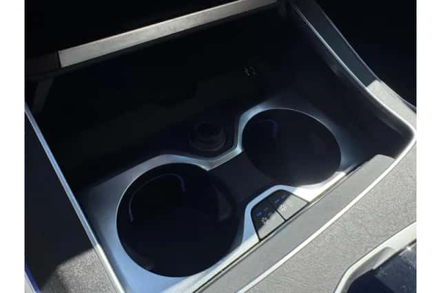 BMW X7 (2022) thumbnail 15