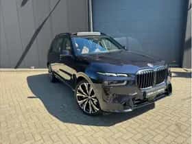 BMW X7 (2022) thumbnail 17