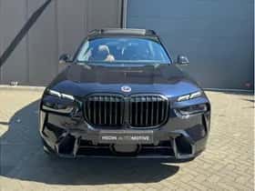BMW X7 (2022) thumbnail 9