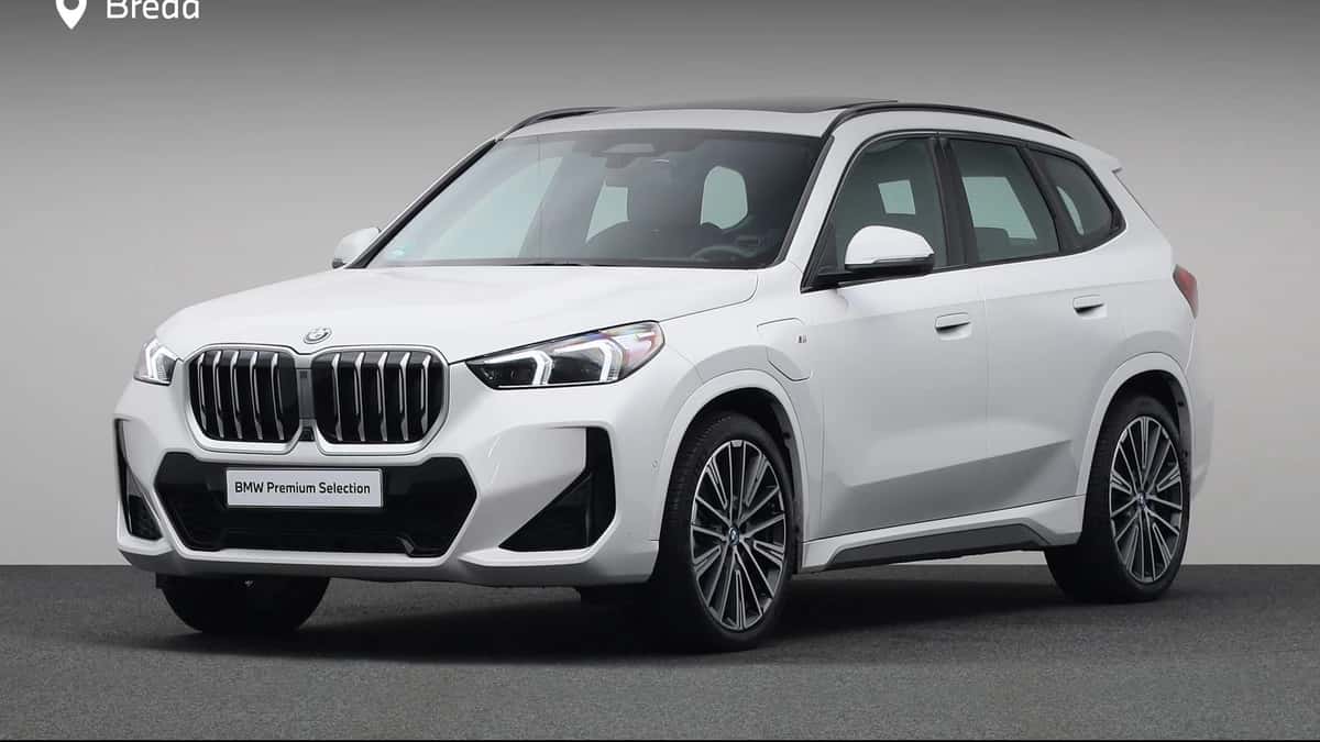 BMW X1 (2025) — foto 1