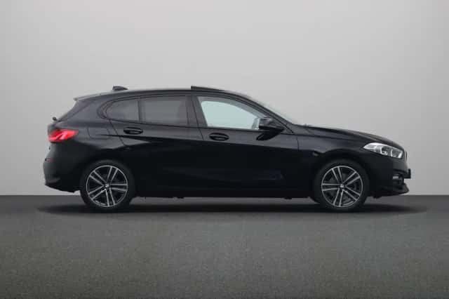 BMW 1-Serie (2022) thumbnail 13