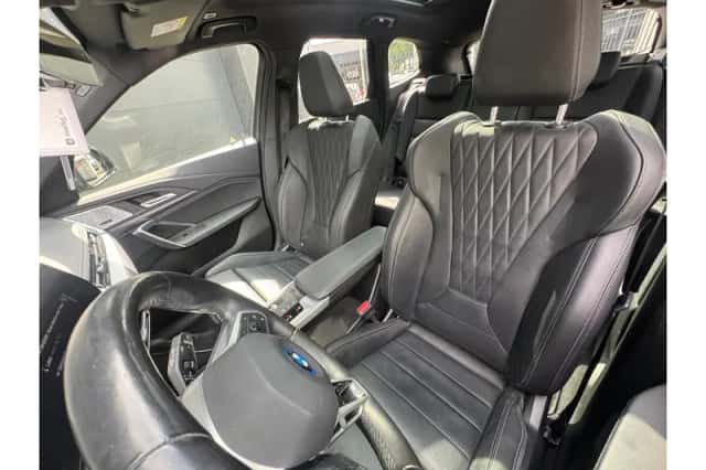 BMW iX1 (2023) thumbnail 20