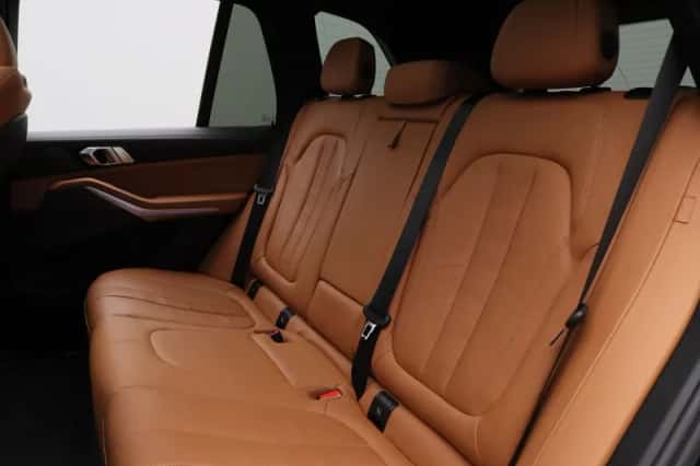 BMW X5 (2022) thumbnail 18