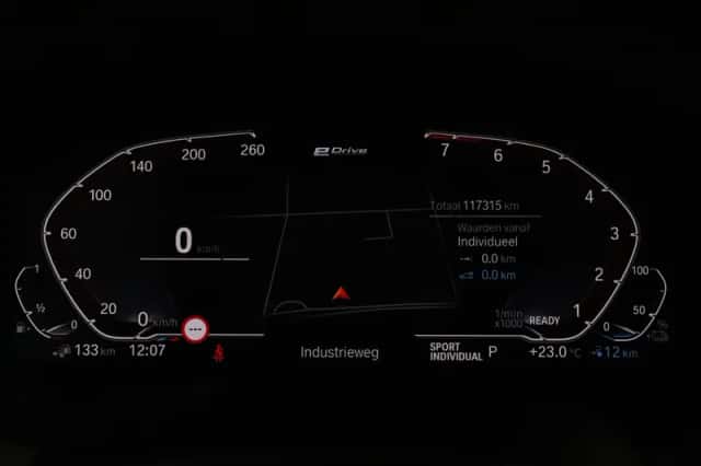 BMW X5 (2022) thumbnail 4