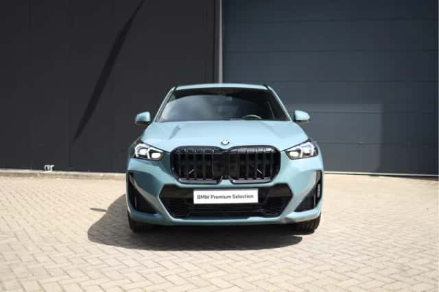 BMW X1 (2026) thumbnail 5