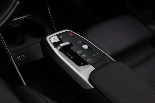 BMW 2-Serie (2023) thumbnail 9