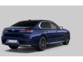 BMW 7-Serie (2024) thumbnail 2