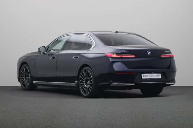 BMW 7-Serie (2024) thumbnail 16