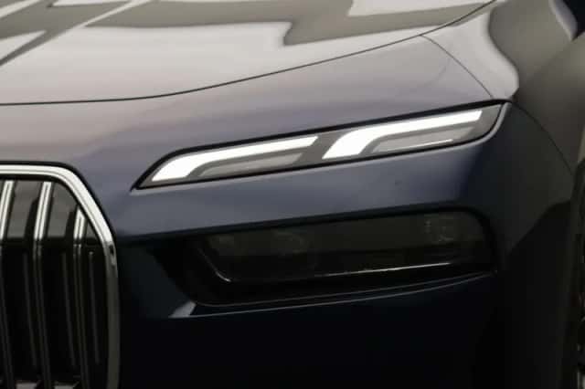 BMW 7-Serie (2024) thumbnail 33