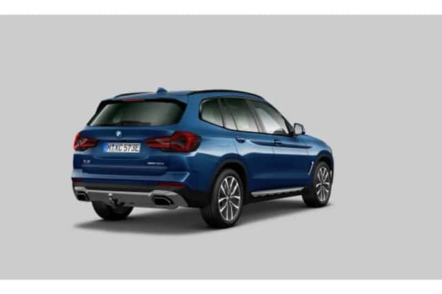 BMW X3 (2022) thumbnail 2
