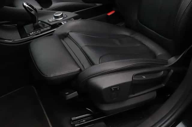 BMW X1 (2021) thumbnail 4