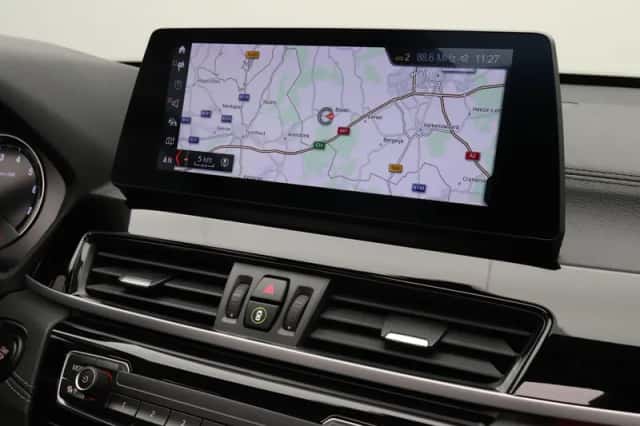 BMW X1 (2021) thumbnail 5