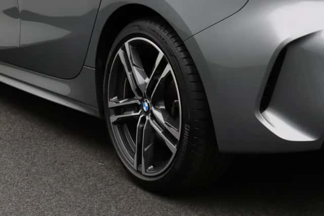 BMW 1-Serie (2024) thumbnail 5