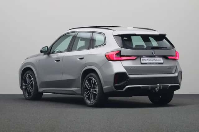 BMW iX1 (2025) thumbnail 18