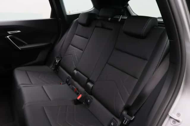 BMW iX1 (2025) thumbnail 22