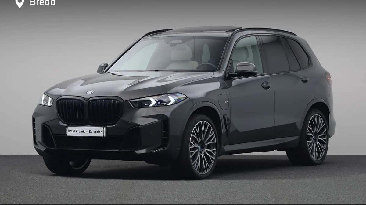 BMW X5 (2023) — foto 1