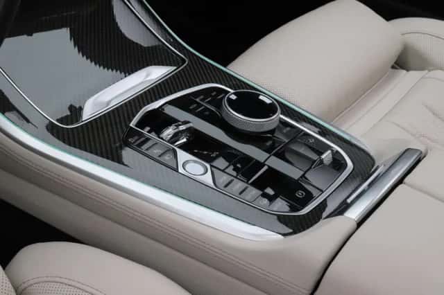 BMW X5 (2023) thumbnail 6