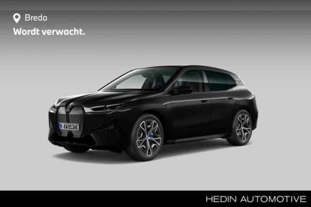 BMW iX (2023) thumbnail 1