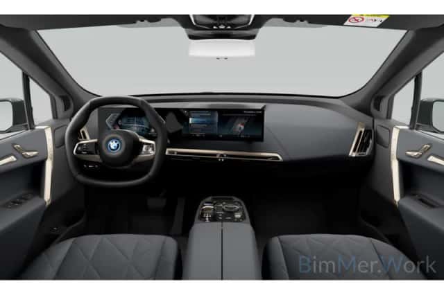 BMW iX (2023) thumbnail 3