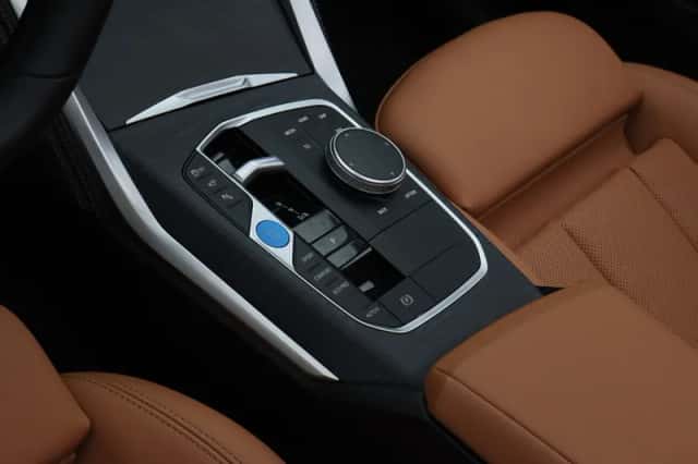BMW i4 (2025) thumbnail 6