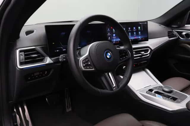 BMW i4 (2024) thumbnail 20